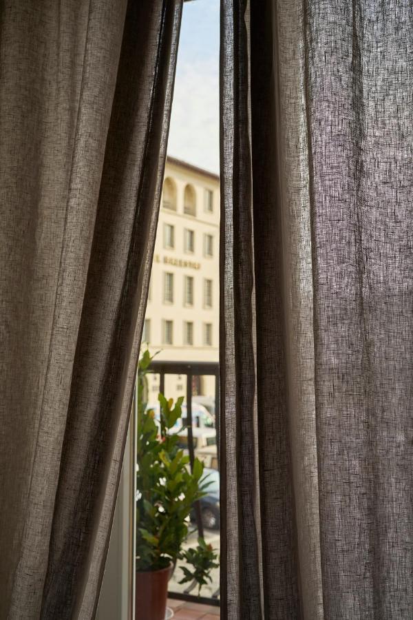 3 Master Bedrooms With Balcony On The River With Views Firenze Esterno foto
